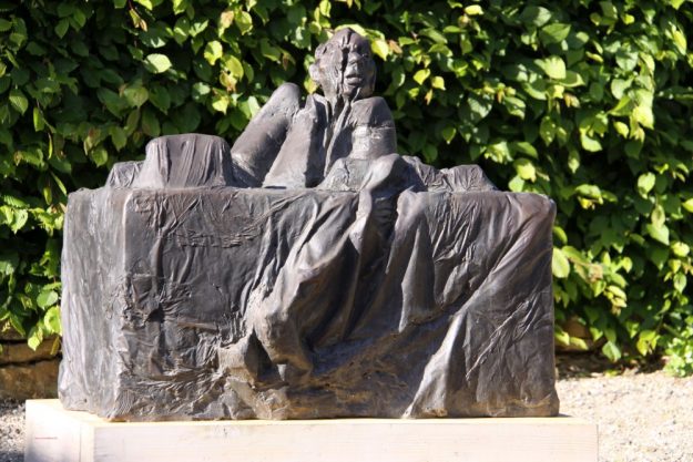 Mann am Schreibtisch - 1983