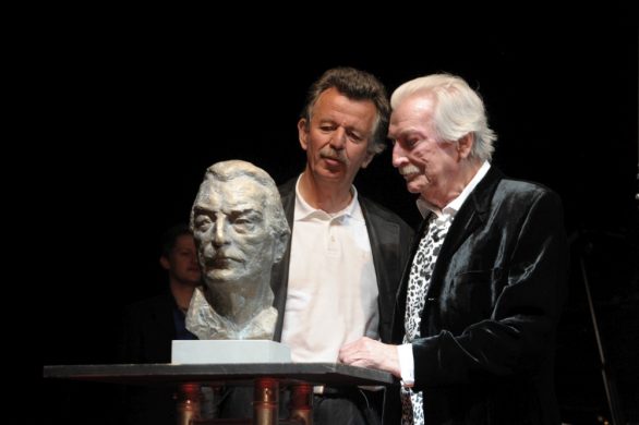 Portraitübergabe an James Last - 2010